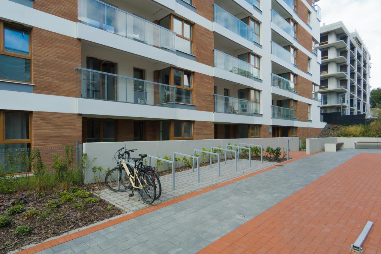 Bright & Stylish With Balcony 1,5 Km To Main By Renters Apartment *