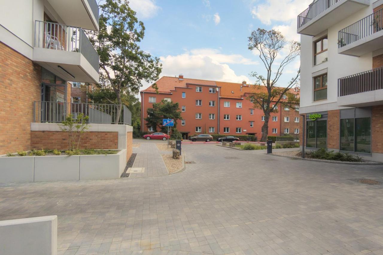 Apartment Bright & Stylish With Balcony 1,5 Km To Main By Renters Gdansk